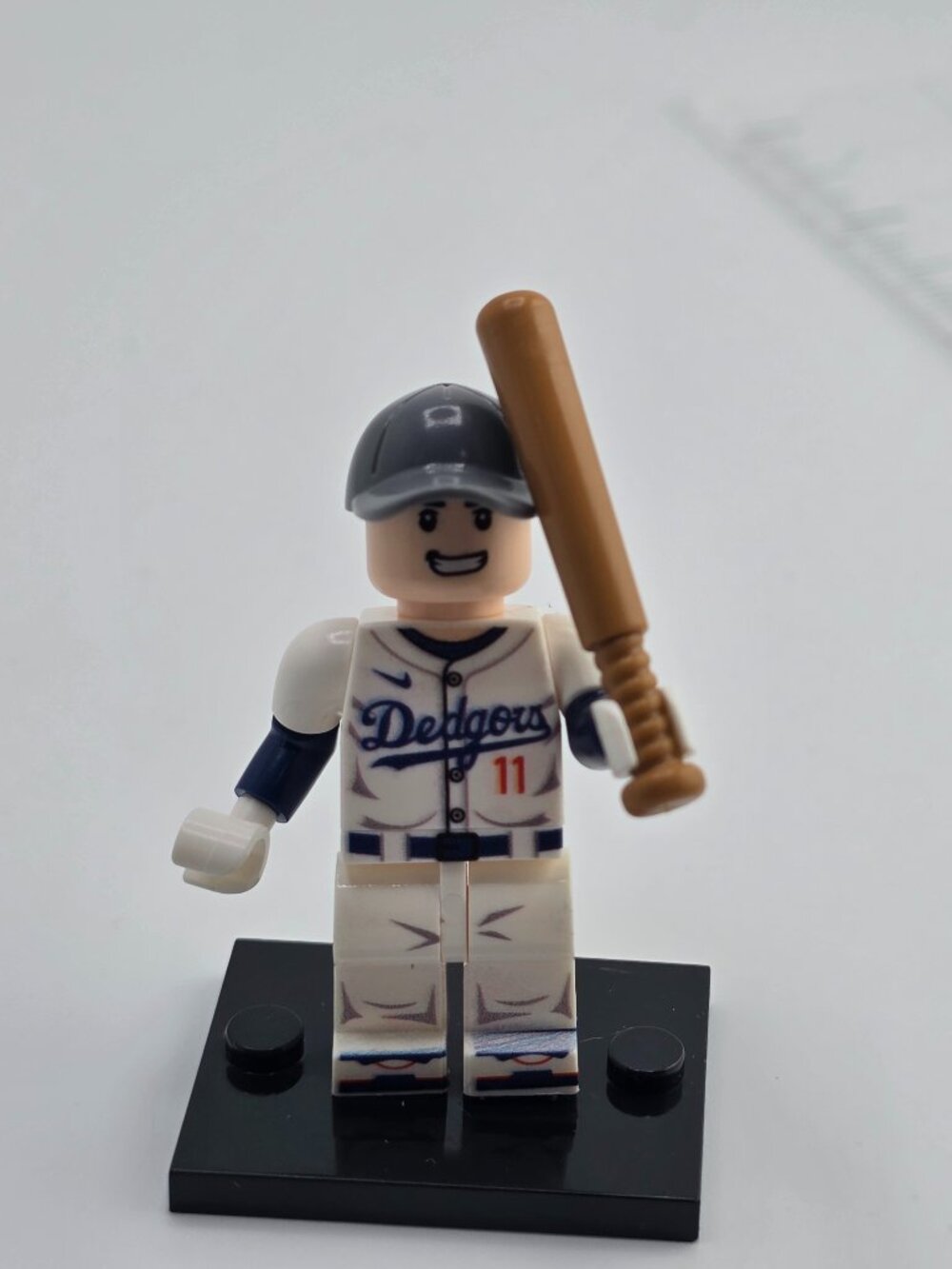NEW! BASEBALL Minifigure Lego Compatible Baseball Player #11